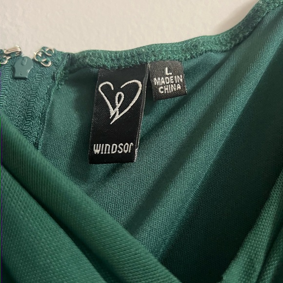 Windsor Dark Green Ruched Long Sleeve Dress - Picture 4 of 4